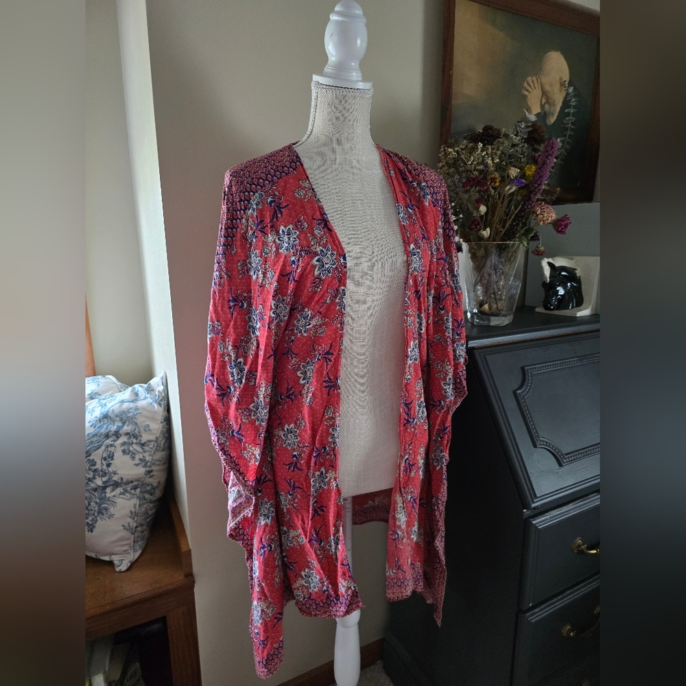 Japna pink viscose floral kimono one size fits like a small